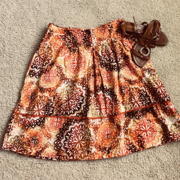 Like new Tribal print skirt - Picture 4 of 6